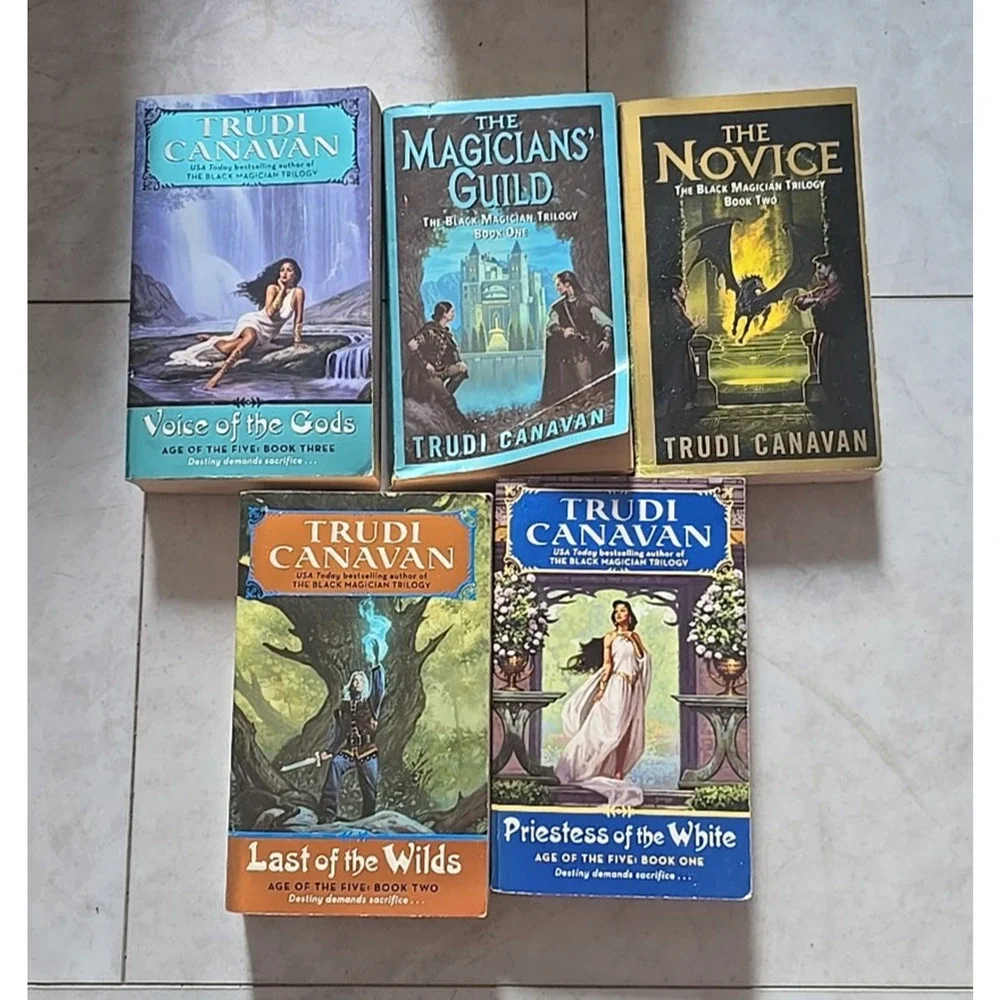 Lot of‎ 5 Vintage Age of the Five Series Vol. 1-5 Trudi Canavan Paperback Books
